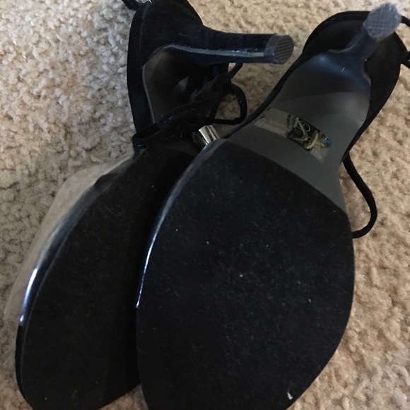 Brand New Black/Clear Tie Up Heels Sz 7 - Picture 3 of 3